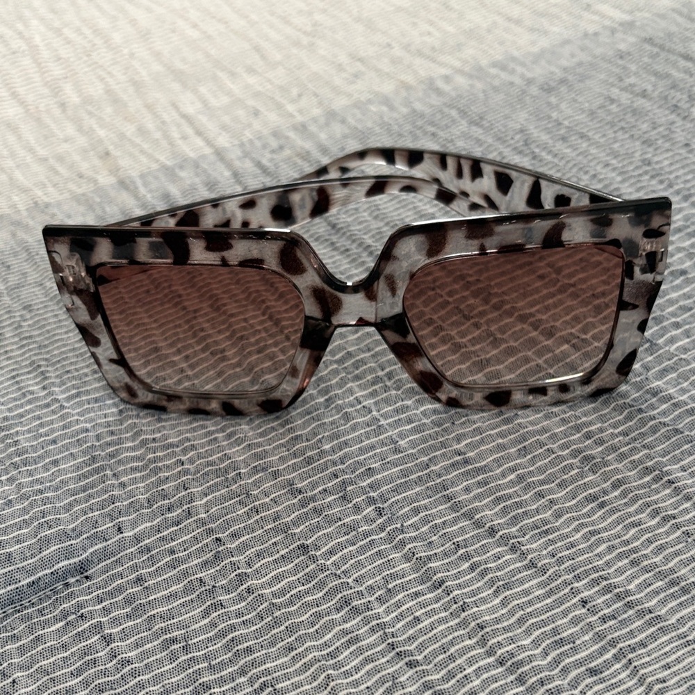 Leopard Print Sunglasses